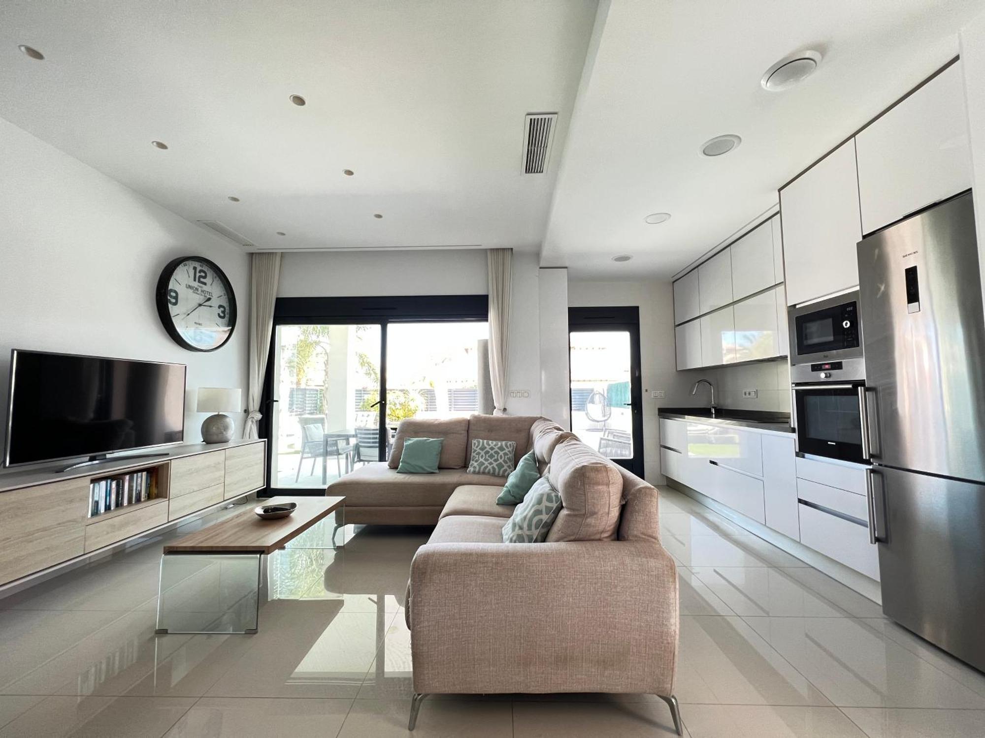 Villa Deluxe La Marina Beach Аликанте Экстерьер фото