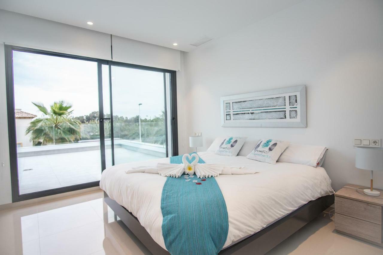 Villa Deluxe La Marina Beach Аликанте Экстерьер фото