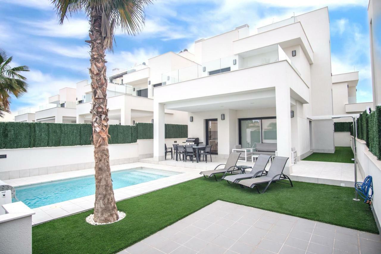 Villa Deluxe La Marina Beach Аликанте Экстерьер фото