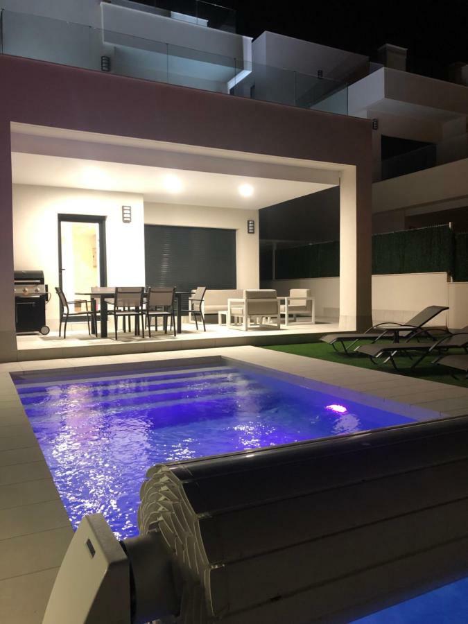 Villa Deluxe La Marina Beach Аликанте Экстерьер фото